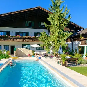 Haus Am Moos Bed & Breakfast